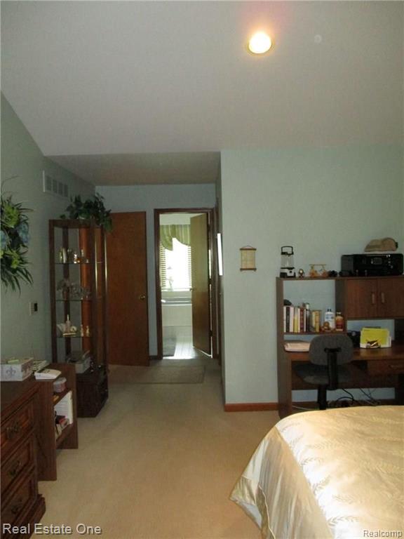 1991 Edgemont Court Rochester Hills, MI 48306 - Photo 25 of 57