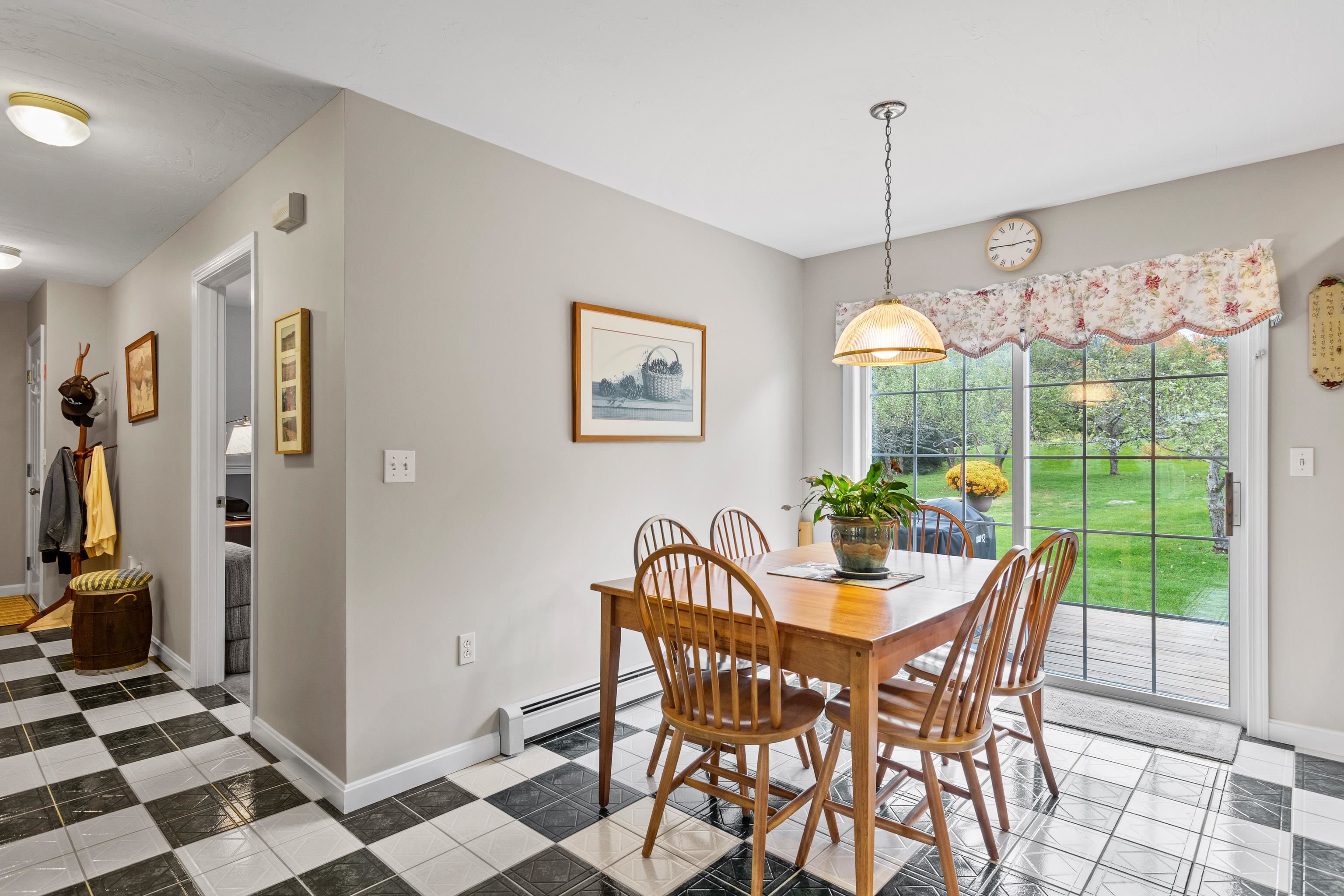 73 West Parish Road Concord, NH 03303 - Photo 17 of 29