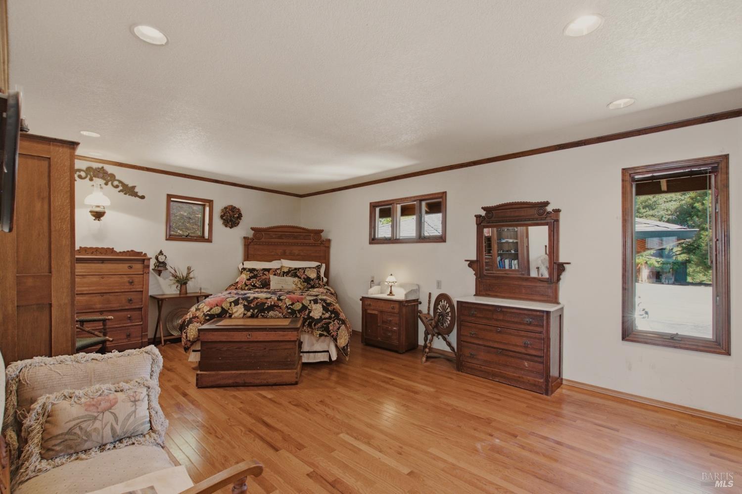 5301 Lake Ridge Road Ukiah, CA 95482 - Photo 52 of 59