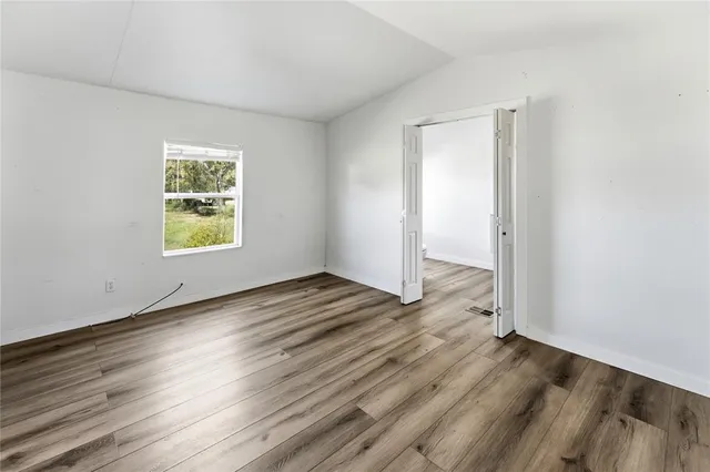 $1,300 | 3997 County Road 3190, Tyler, TX 75706