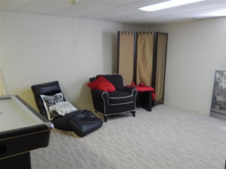 45224 Lemont Road Canton, MI 48187 - Photo 26 of 32 Photo 26