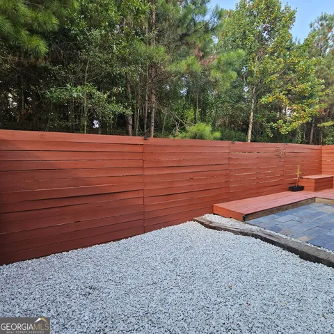 a view of a tennis court