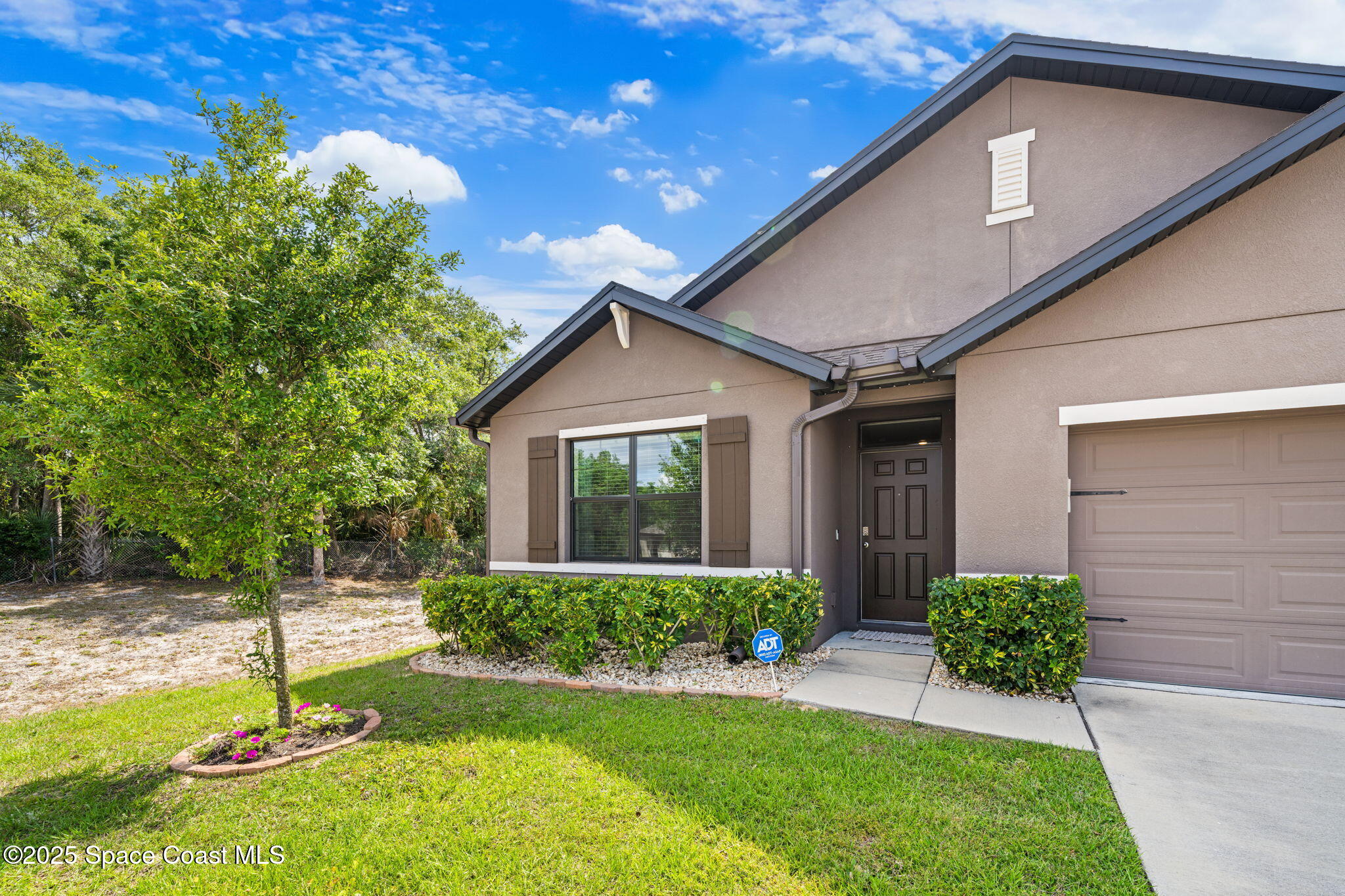 6508 Marble Road Cocoa, FL 32927 - Photo 4 of 50 4-web-or-mls-6508-marble-rd