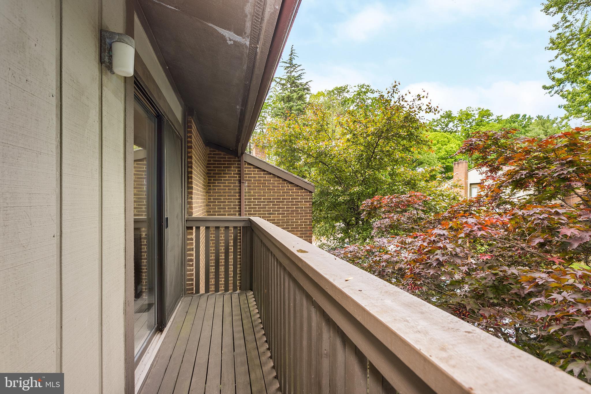 2040 Winged Foot Court Reston, VA 20191 - Photo 33 of 41 Gallery Image 33