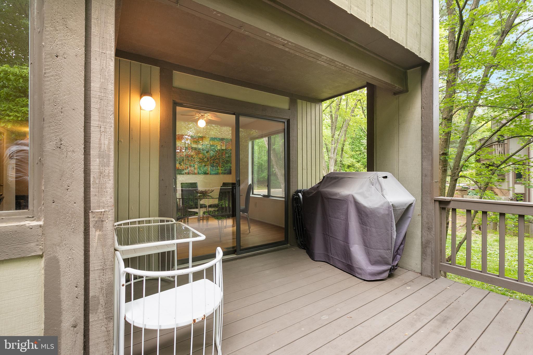 2040 Winged Foot Court Reston, VA 20191 - Photo 36 of 41 Gallery Image 36