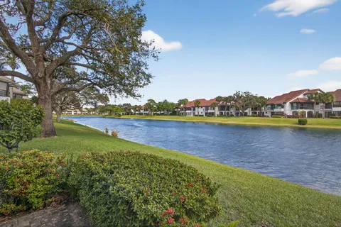 $850,000 | 16000 West Bay Drive, Unit 157, Jupiter, FL 33477