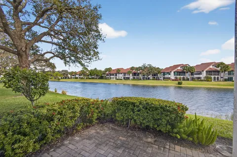 $850,000 | 16000 West Bay Drive, Unit 157, Jupiter, FL 33477