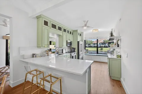 $850,000 | 16000 West Bay Drive, Unit 157, Jupiter, FL 33477