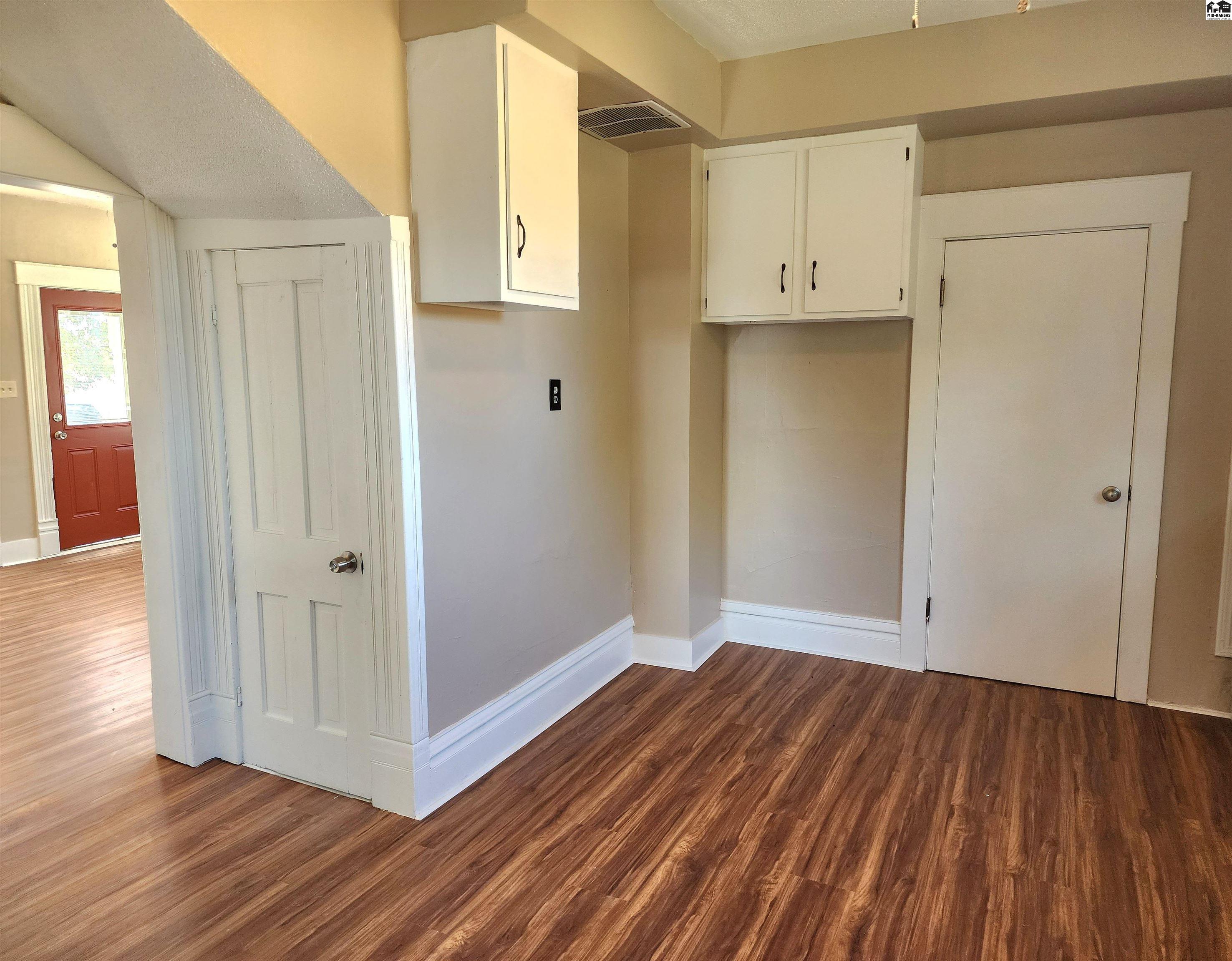 1703 Pawnee Road McPherson, KS 67460 - Photo 11 of 28 Gallery Image 11