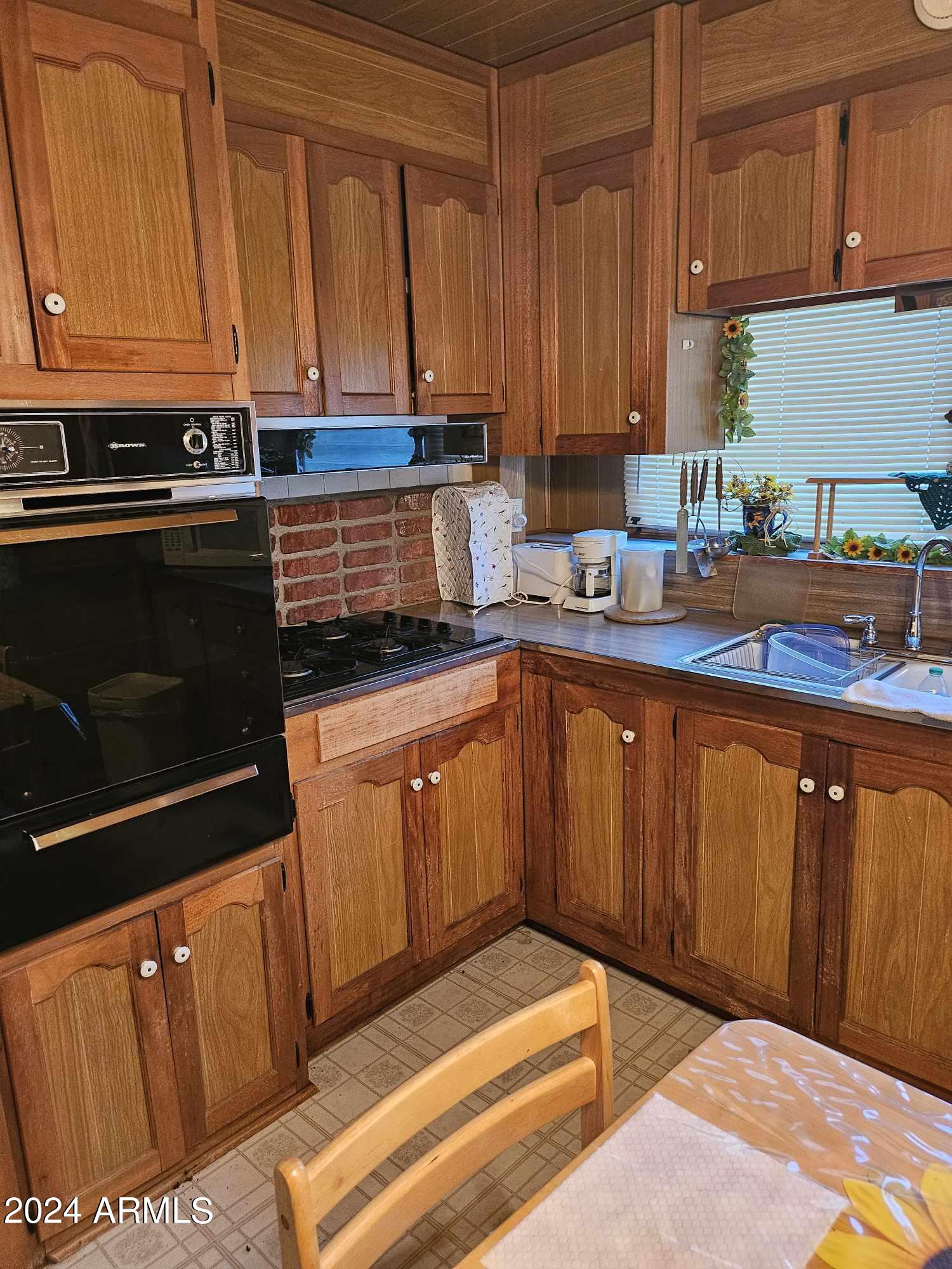 700 White Spar Road, Unit 22 Prescott, AZ 86303 - Photo 11 of 16 Kitchen