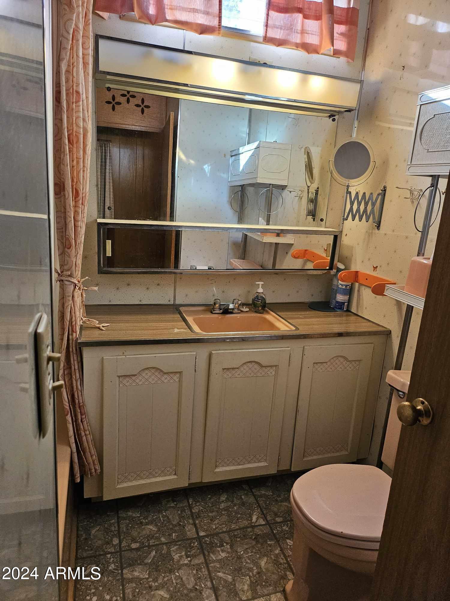 700 White Spar Road, Unit 22 Prescott, AZ 86303 - Photo 12 of 16 Bathroom