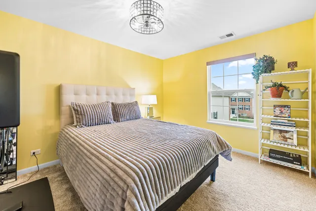 $3,100 | 1627 Sager Way, Batavia, IL 60510