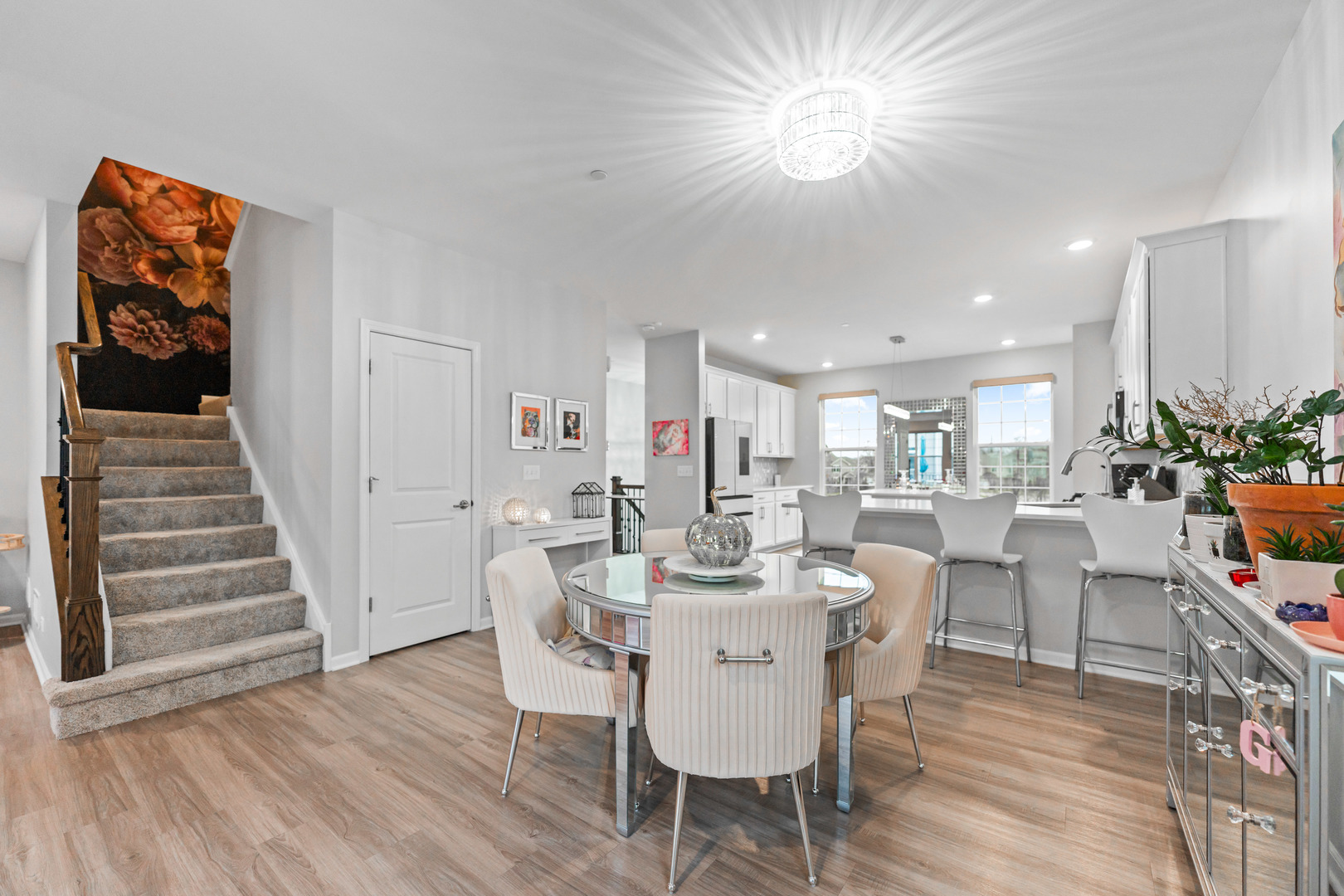 1627 Sager Way Batavia, IL 60510 - Photo 9 of 30 a dining room with furniture and wooden floor