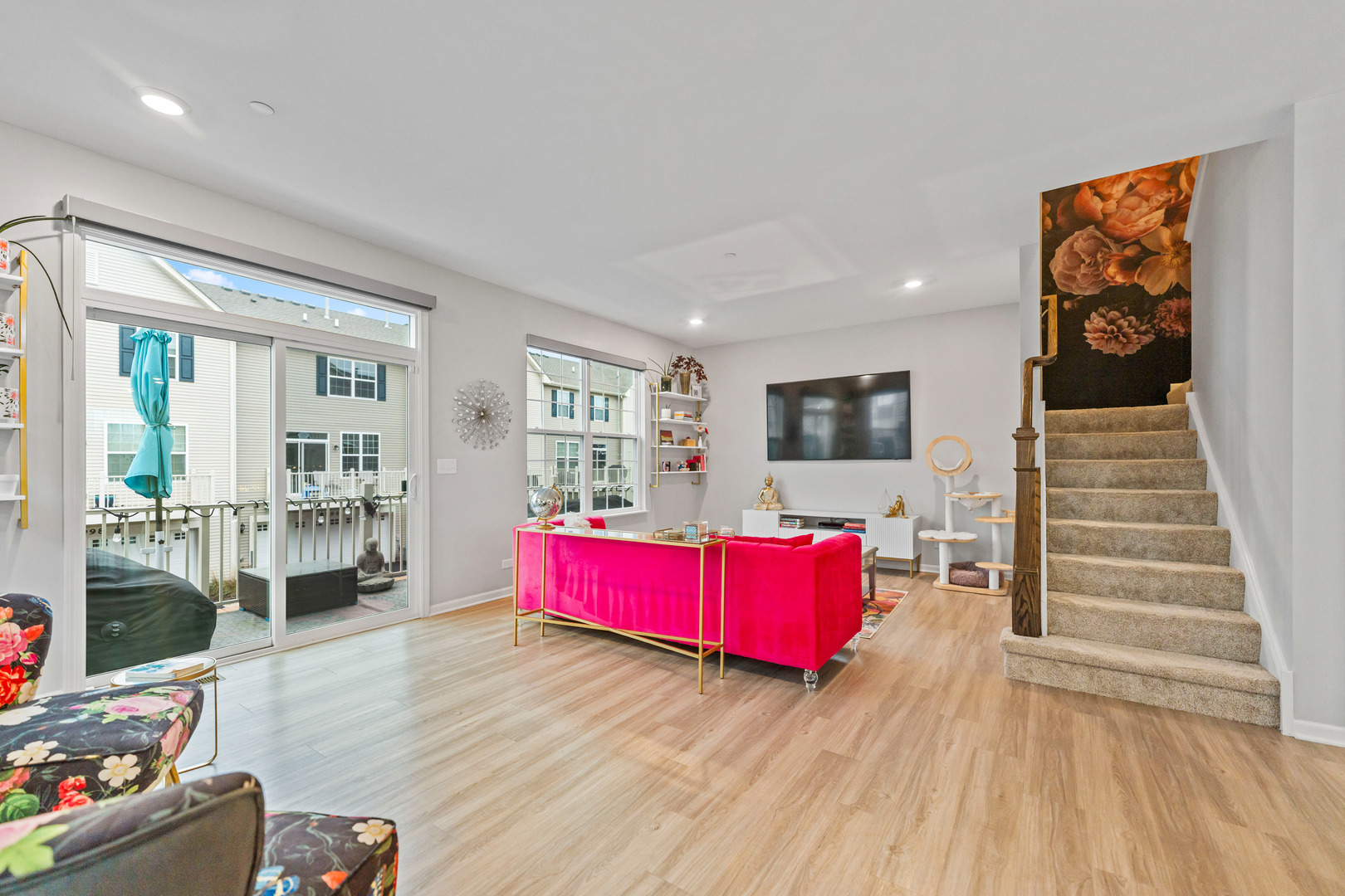 1627 Sager Way Batavia, IL 60510 - Photo 10 of 30 a room with furniture and wooden floor