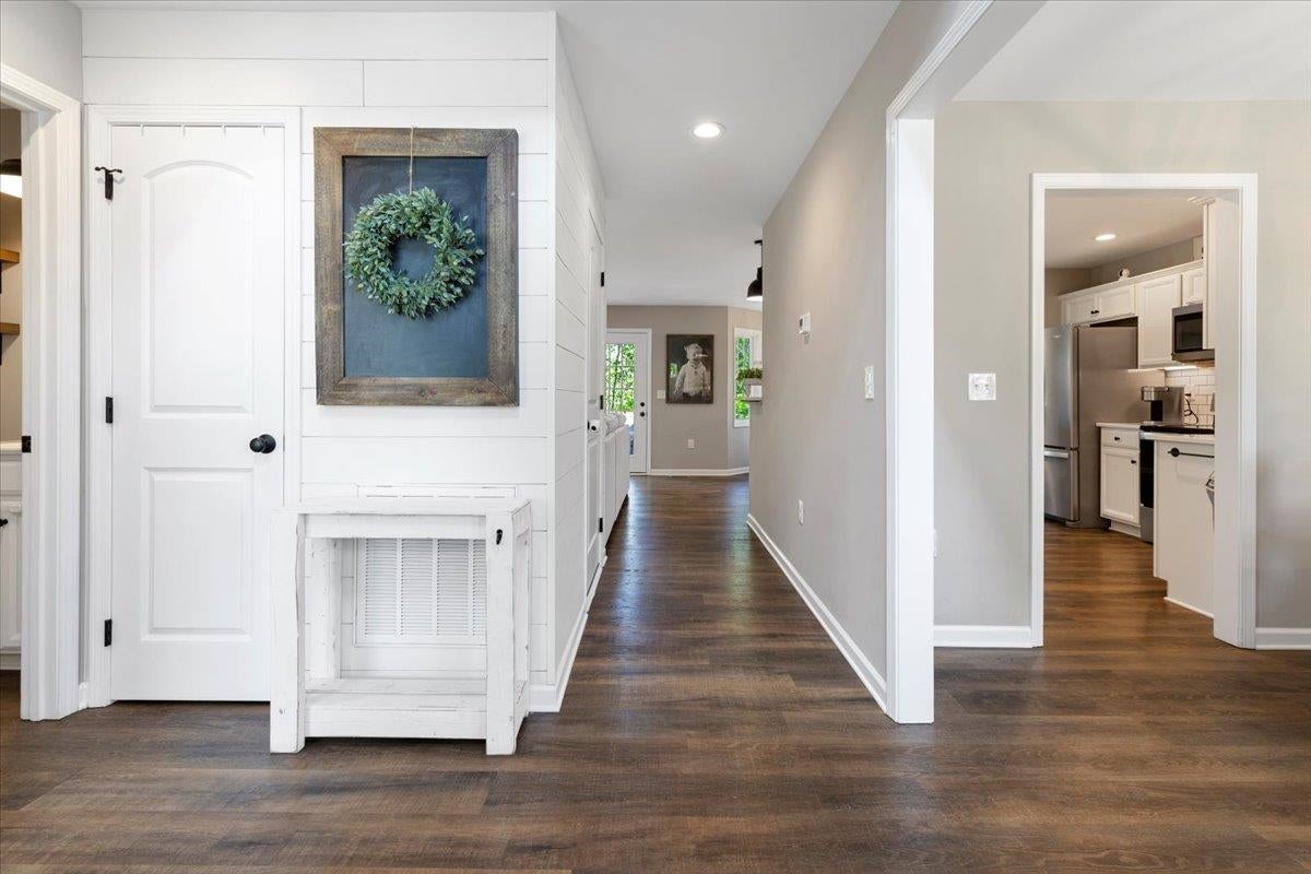 1290 Walnut Ridge Road Christiansburg, VA 24073 - Photo 7 of 93 Gallery Image 7