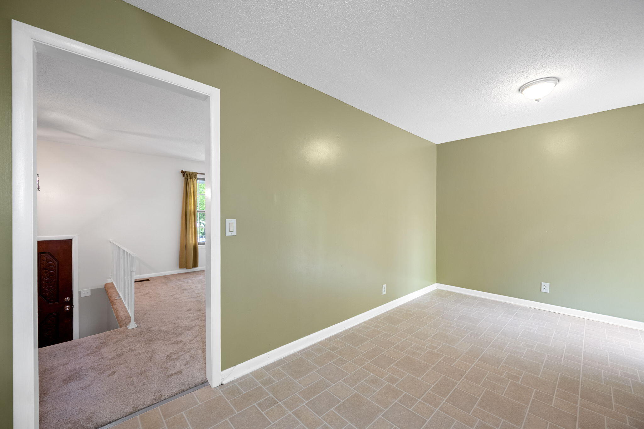 8326 Middle Road Ooltewah, TN 37363 - Photo 7 of 29 19-web-or-mls-DSC_8624-91
