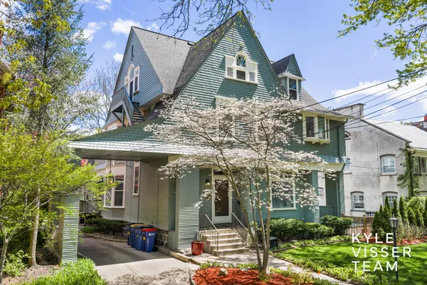 $895,000 | Undisclosed Address, Grand Rapids, MI 49503