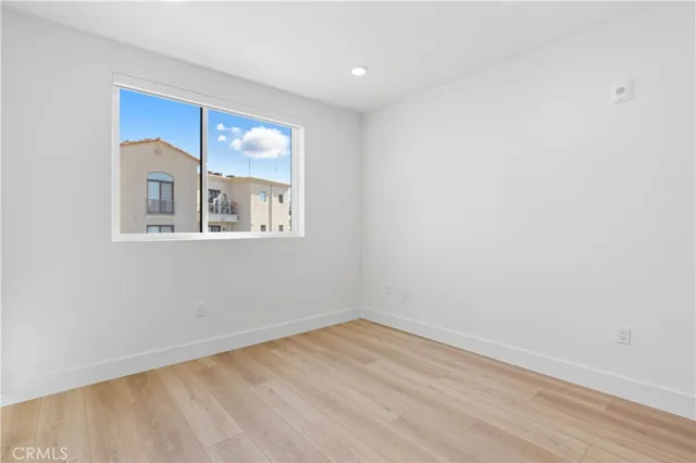 $6,525 | 12078 Guerin Street, Unit 307, Studio City, CA 91604