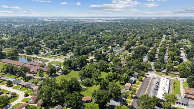 $175,000 | 1625 Charbonier Road, Florissant, MO 63031