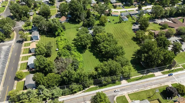 $175,000 | 1625 Charbonier Road, Florissant, MO 63031