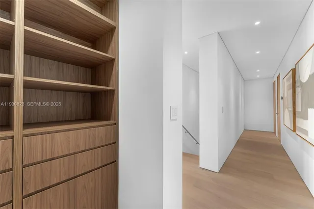 $9,950,000 | 1616 Onaway Drive, Miami, FL 33133