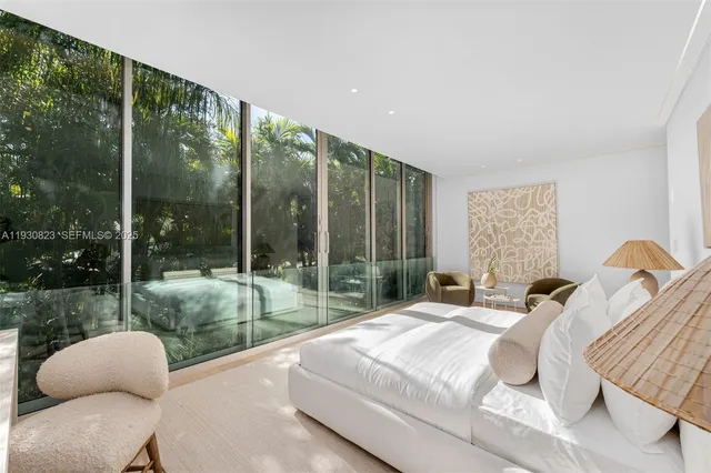 $9,950,000 | 1616 Onaway Drive, Miami, FL 33133