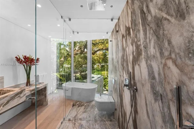 $9,950,000 | 1616 Onaway Drive, Miami, FL 33133