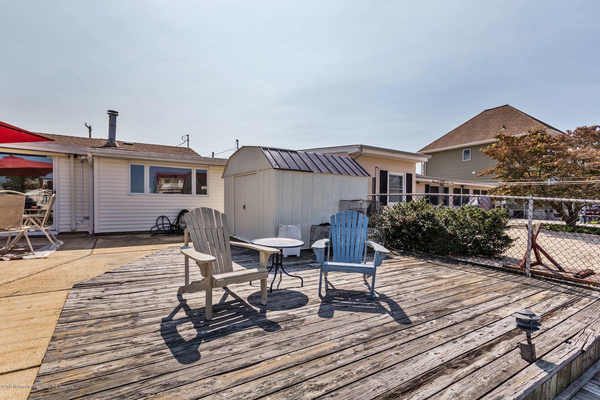 111 Bloomfield Road Barnegat, NJ 08005 - Photo 24 of 28 055_111_BLOOMFIELD_RD_208382_273306