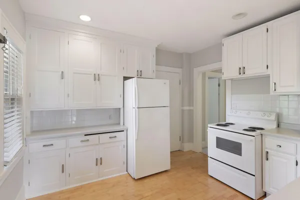 $2,195 | 5004 Oliver Avenue South, Unit 2, Minneapolis, MN 55419