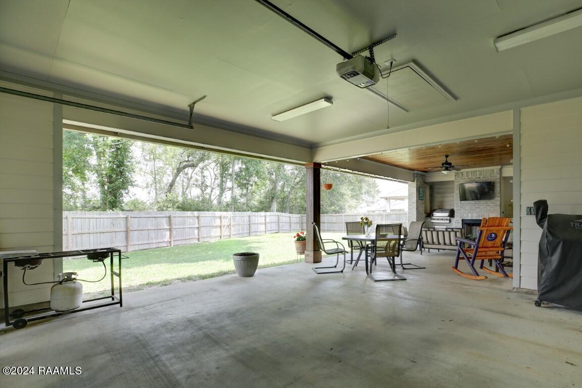 101 Whispering Meadows Road Broussard, LA 70518 - Photo 25 of 34 101 WhisperingMeadow-25