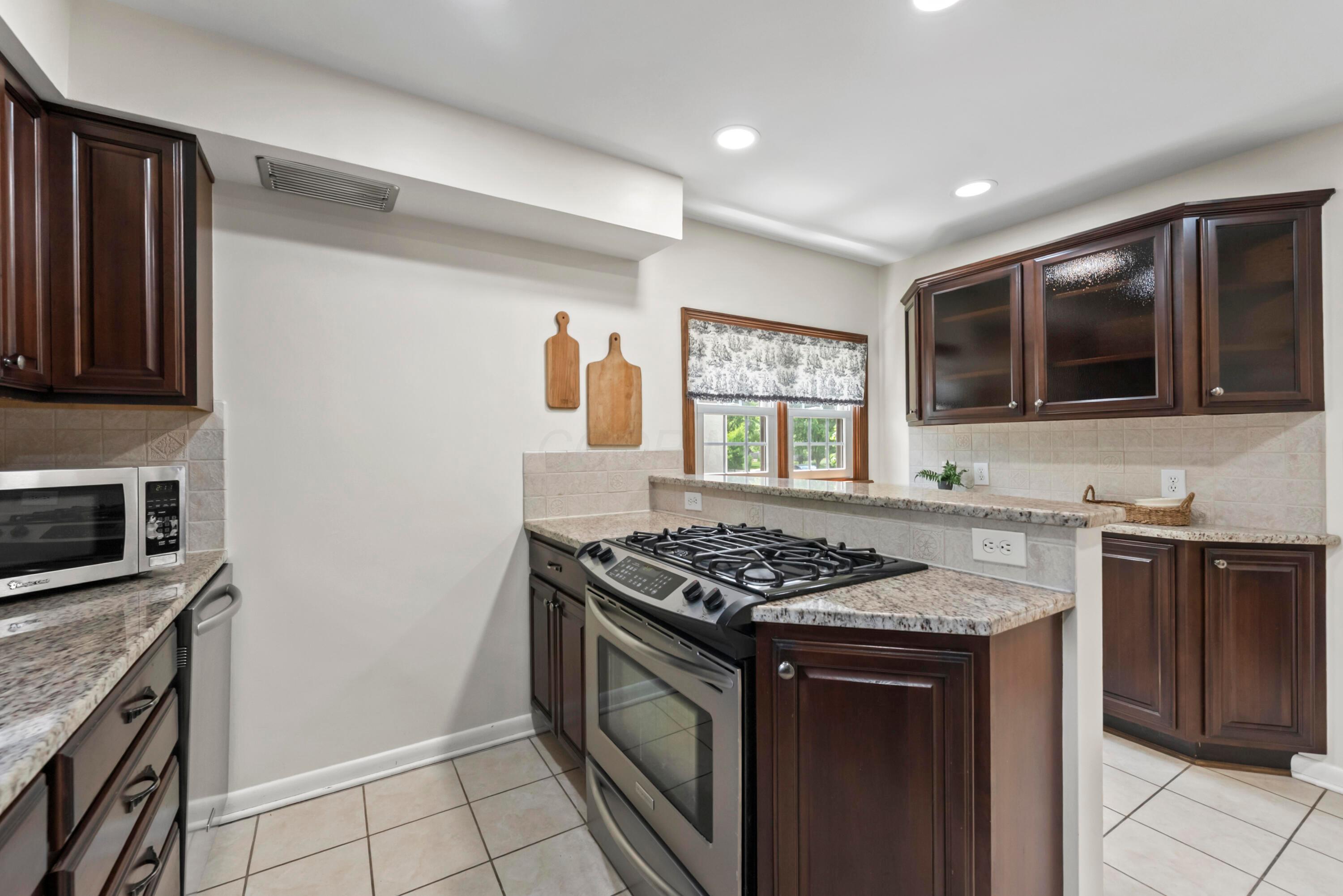 2762 Tremont Road Columbus, OH 43221 - Photo 27 of 68 Gallery Image 27