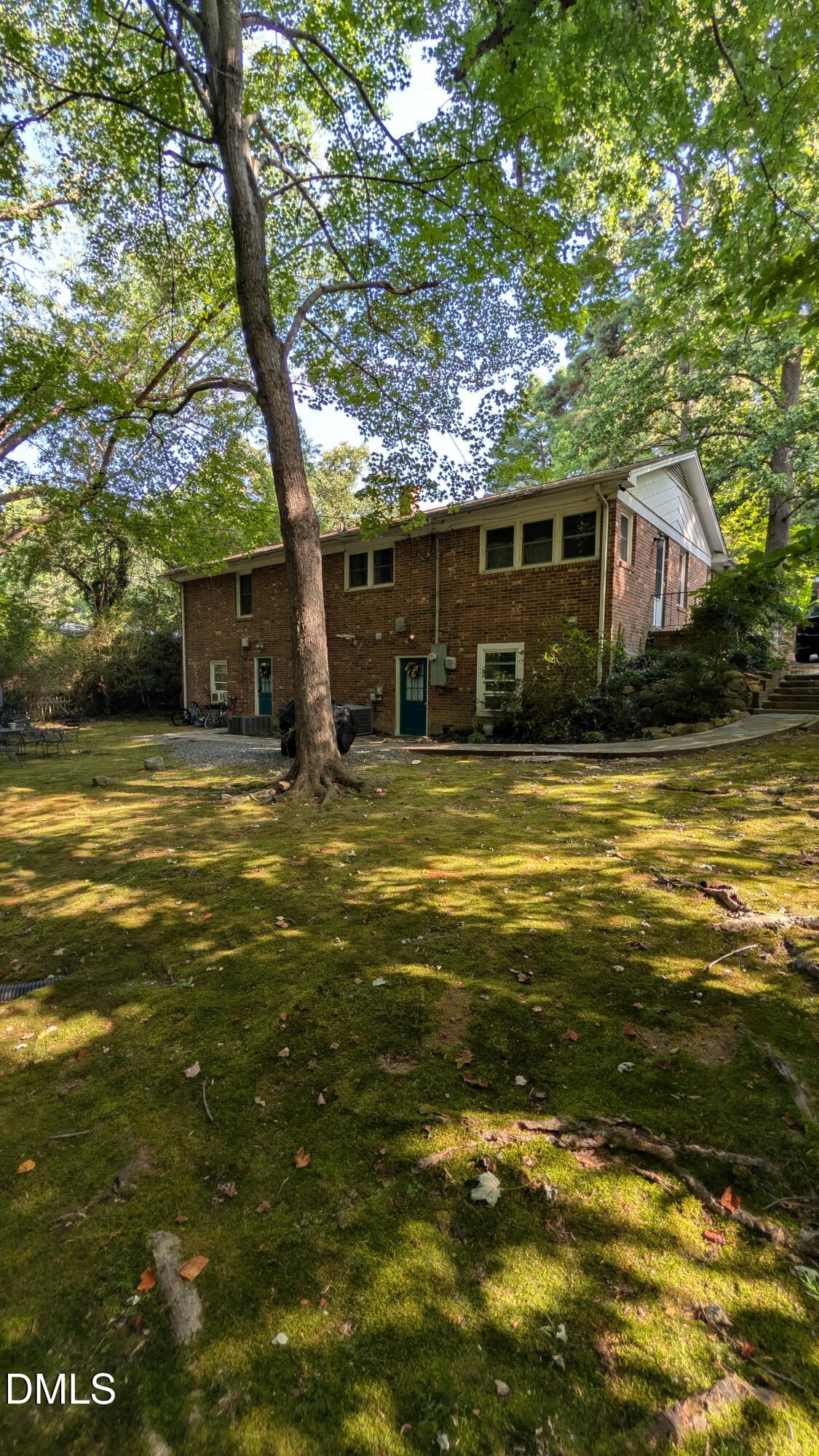 105 Lexington Road Chapel Hill, NC 27516 - Photo 8 of 13 PXL_20260704_133511731