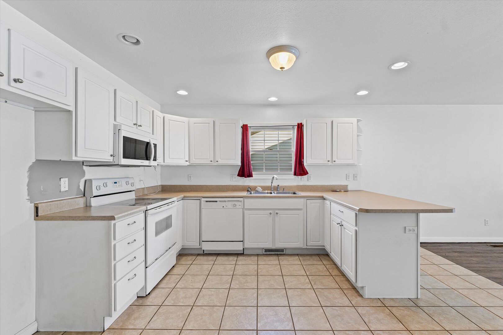 1004 Waters Edge Road Champaign, IL 61822 - Photo 17 of 29