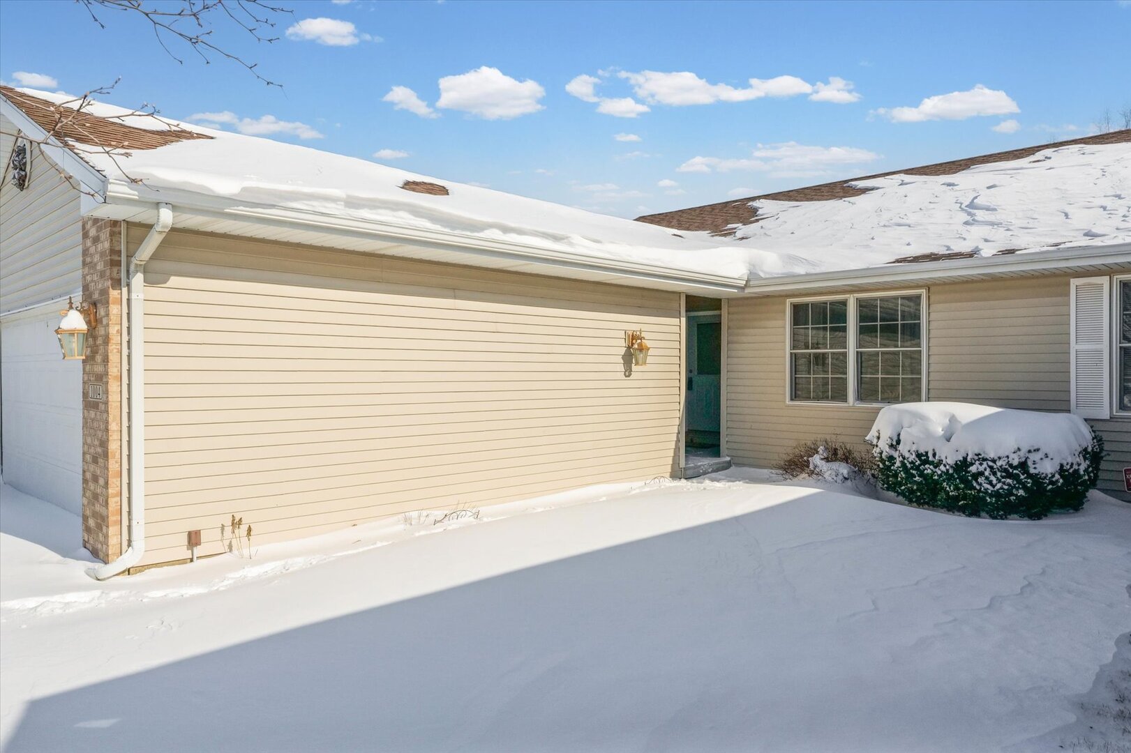 1004 Waters Edge Road Champaign, IL 61822 - Photo 4 of 29