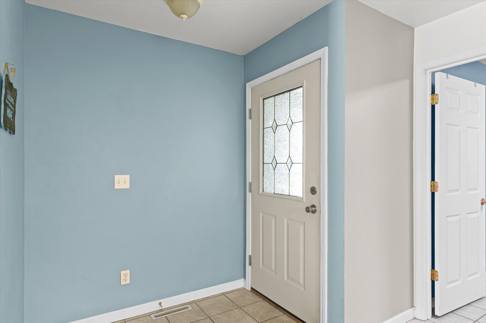 1004 Waters Edge Road Champaign, IL 61822 - Photo 6 of 29