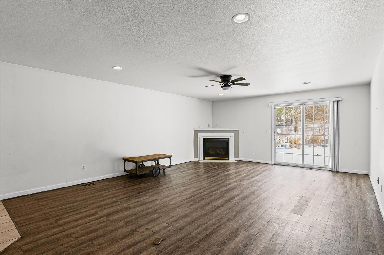 1004 Waters Edge Road Champaign, IL 61822 - Photo 8 of 29