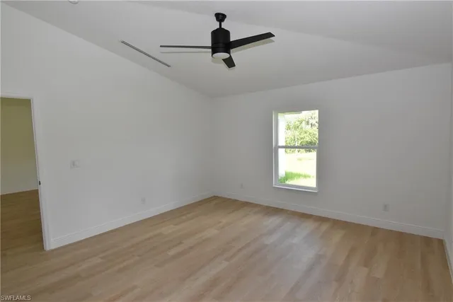 $2,200 | 208 Sunset Road, Rotonda West, FL 33947