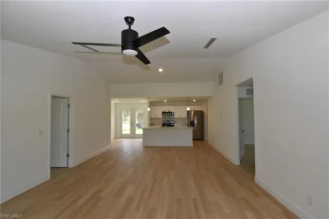 $2,200 | 208 Sunset Road, Rotonda West, FL 33947