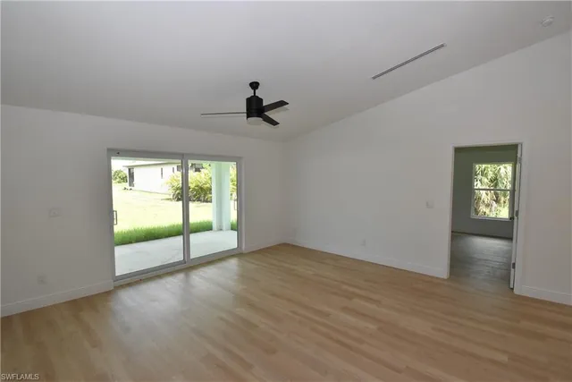 $2,200 | 208 Sunset Road, Rotonda West, FL 33947