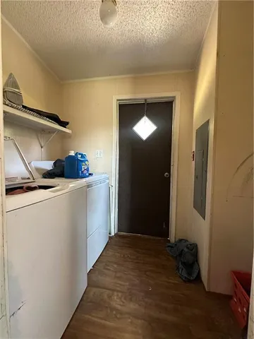 $215,000 | 349 Harper Road, Hineston, LA 71438