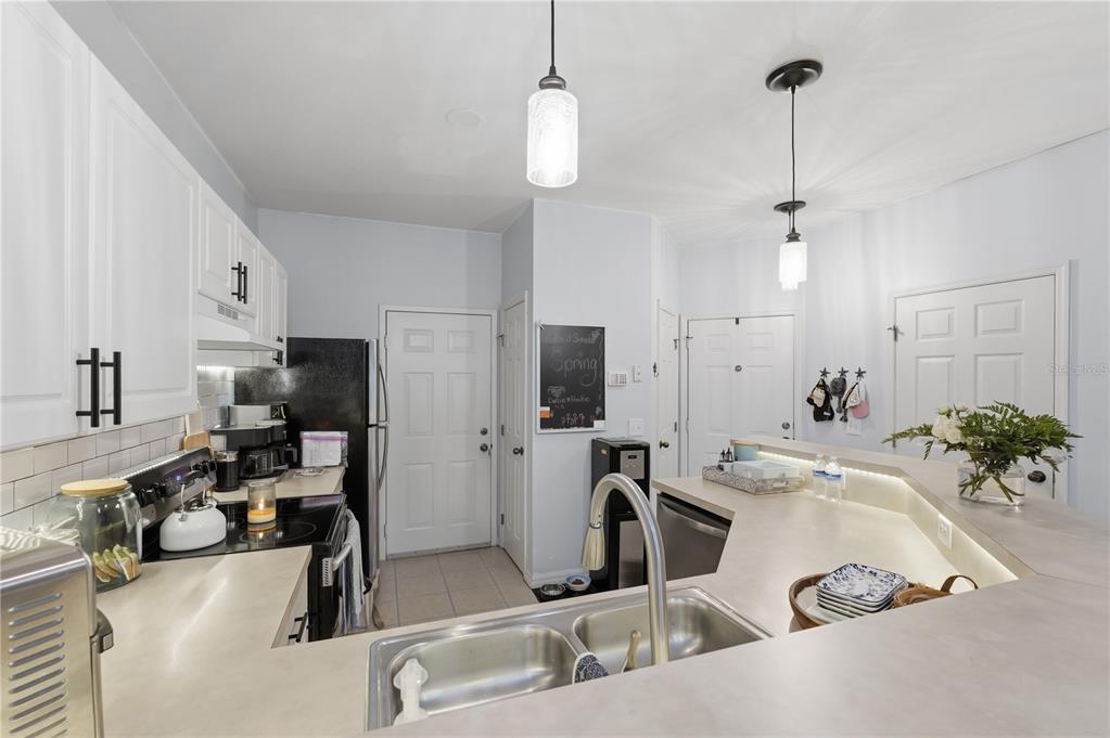 13200 West Newberry Road, Unit F30 Newberry, FL 32669 - Photo 7 of 23