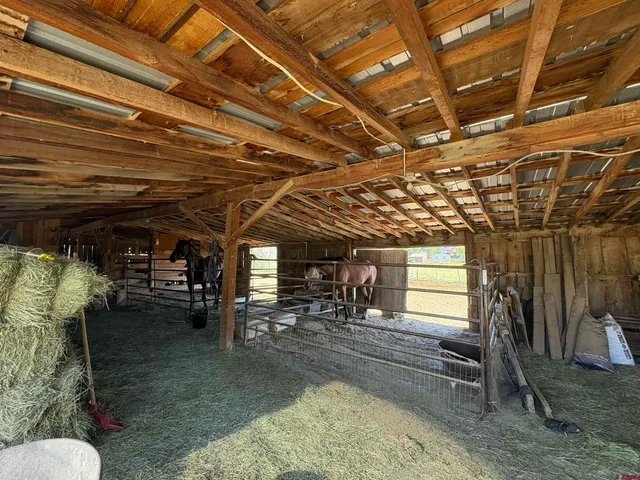 a view of parking area