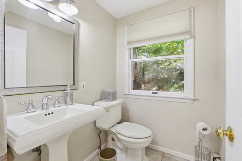 $1,175,000 | 50 Weyfair Path, Weymouth, MA 02190