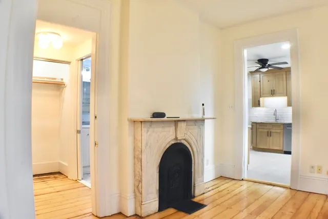 $3,400 | 120 Pearl Street, Unit 1, Cambridge, MA 02139