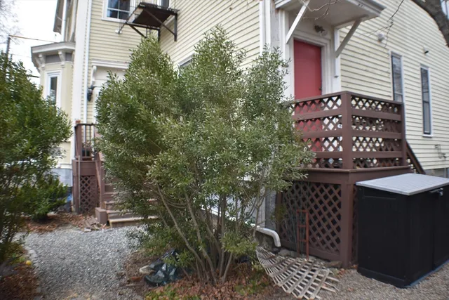 $3,400 | 120 Pearl Street, Unit 1, Cambridge, MA 02139