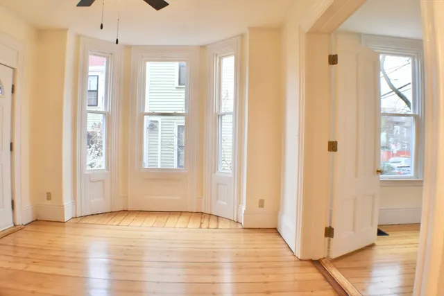 $3,400 | 120 Pearl Street, Unit 1, Cambridge, MA 02139