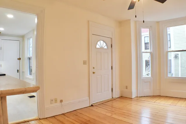 $3,400 | 120 Pearl Street, Unit 1, Cambridge, MA 02139