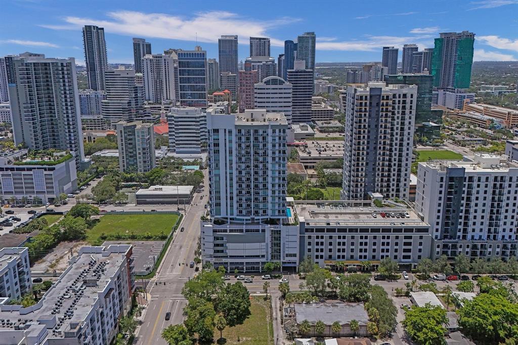 315 Northeast 3rd Avenue, Unit 1201 Fort Lauderdale, FL 33301 - Photo 22 of 49 a view of a city with tall buildings