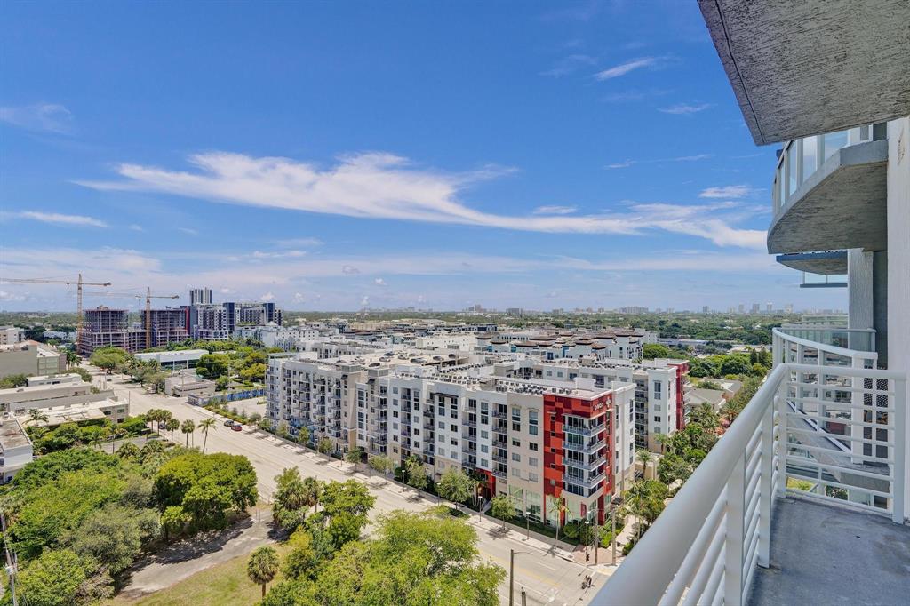 315 Northeast 3rd Avenue, Unit 1201 Fort Lauderdale, FL 33301 - Photo 27 of 49 a view of a city