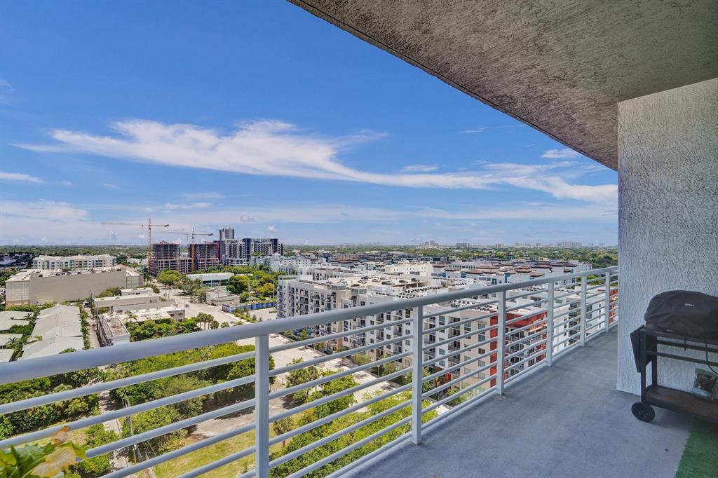 315 Northeast 3rd Avenue, Unit 1201 Fort Lauderdale, FL 33301 - Photo 32 of 49